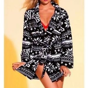 PINK Victoria’s Secret robe